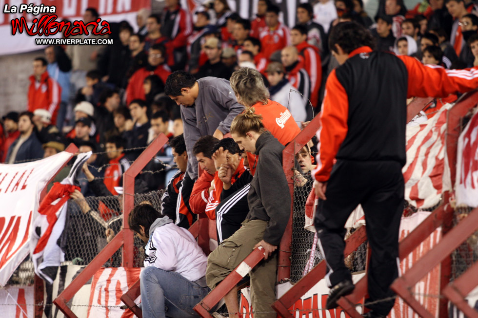 River Plate vs Estudiantes (CL 2009) 22